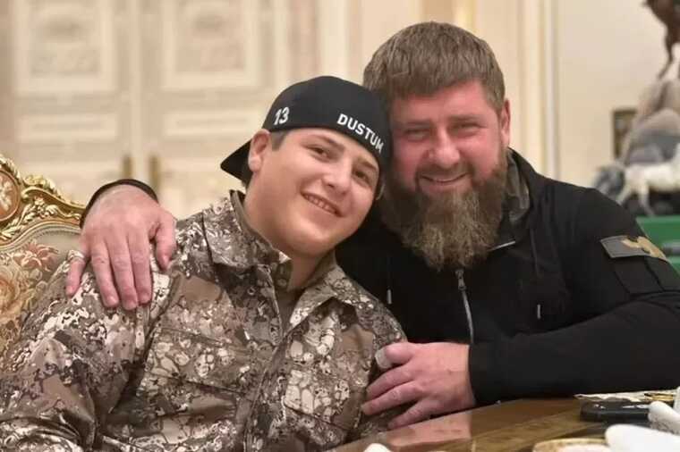 После смерти Рамзана Кадырова Чечню может возглавить его сын