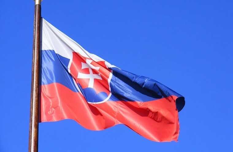 В Словакии собрали подписи за референдум по отмене санкций против России