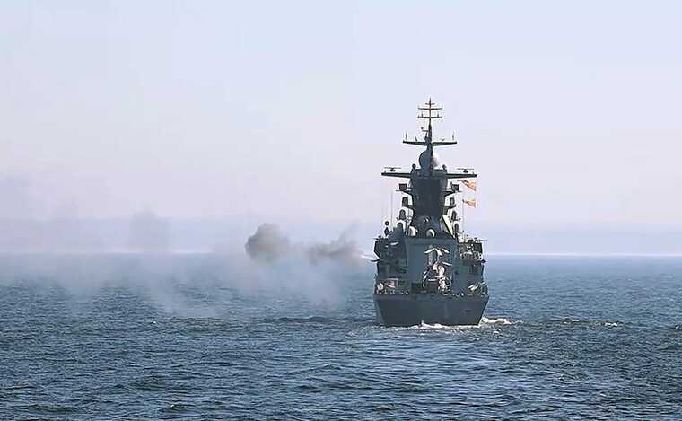 НАТО и Россия проведут учения в Балтийском море одновременно