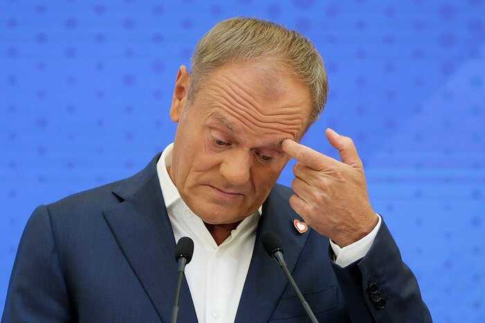Дональд Туск обвинил PiS в поддержке кандидата с криминальным прошлым