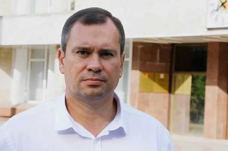 Мэр Керчи Олег Каторгин лишил премий сотрудников за нелояльность в соцсетях