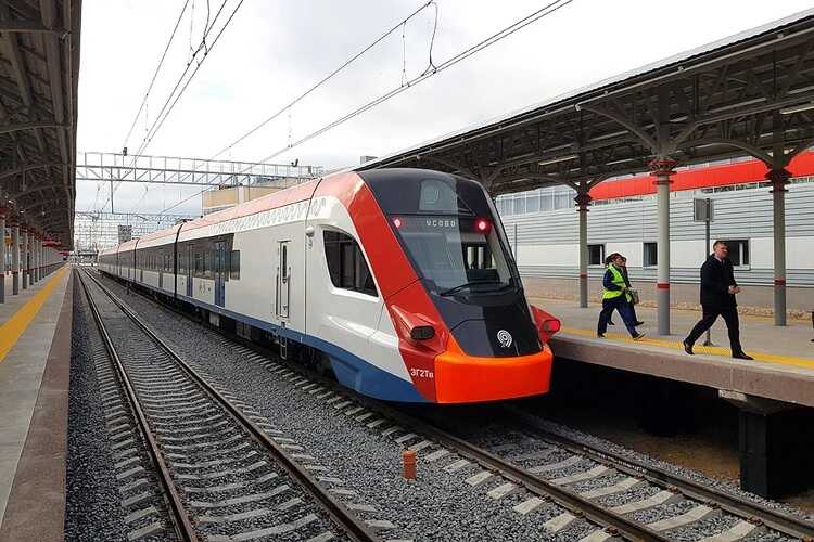 Работа 19 станций Московского железнодорожного узла полностью остановлена