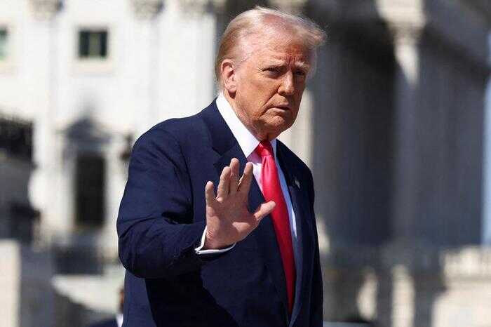 Трамп заявил о жёсткости в отношении России и «стратегически важном» разговоре с Зеленским