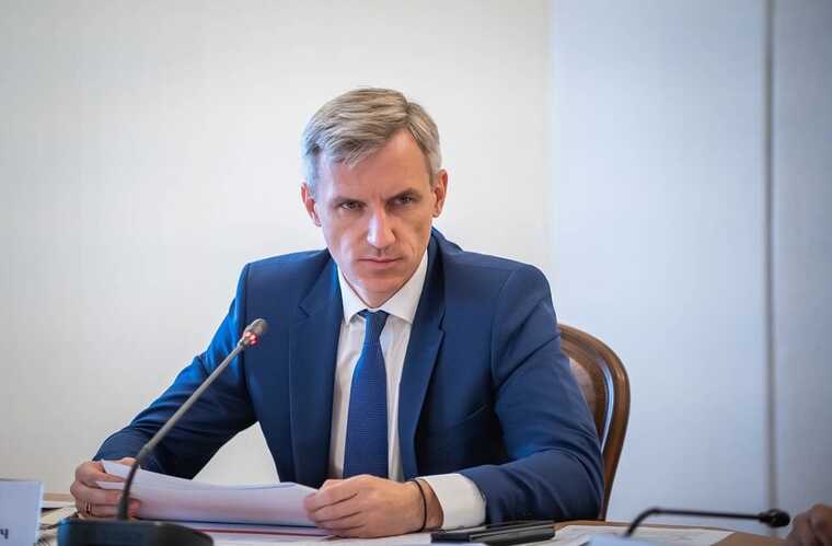 Мать губернатора Василия Анохина скупает элитную недвижимость на 300 миллионов при доходе в 5 миллионов в год