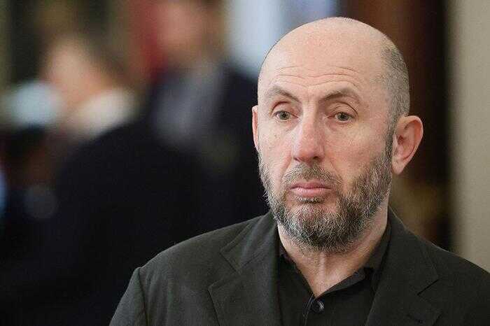 В отношении директора МХАТа Владимира Кехмана возбуждено дело о присвоении 1,6 миллиарда рублей на ремонт театра